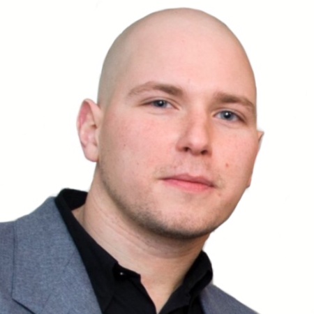 Влад Сенюта